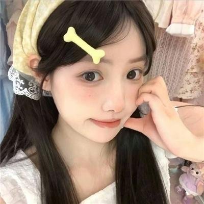 拥抱星星的月亮